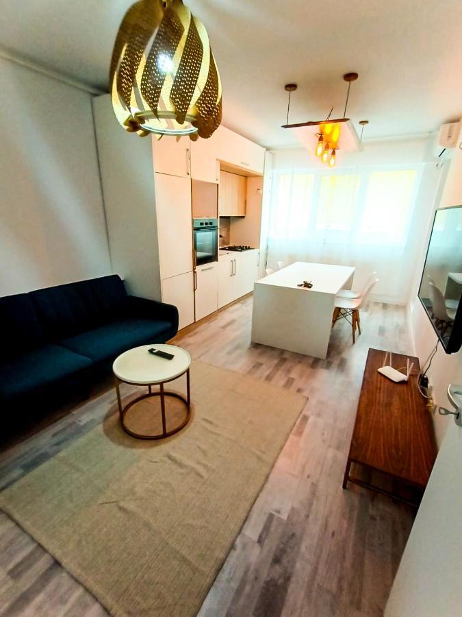 Ferienwohnung Preciziei Retreat Ap With Parking And Self Check In Bukarest Exterior foto